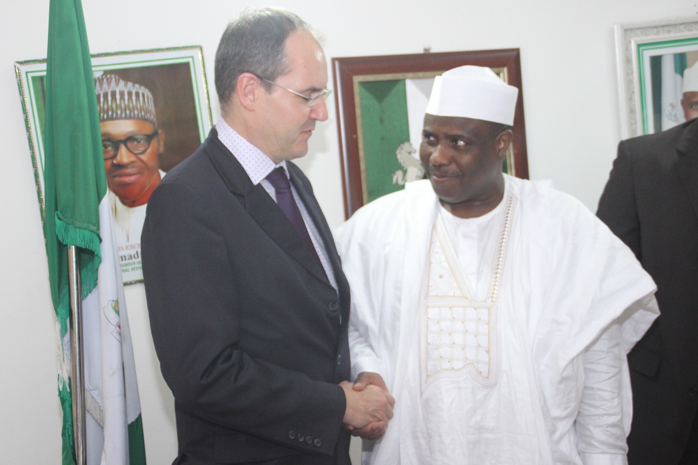 TALKING FOREIGN INVESTMENT: Sokoto State Governor, Aminu Waziri Tambuwal, with the Country Mission Director of the French Government's Investment Agency AFD, Mr. Olivier Dellefosse, at a Business Opportunity Forum organised by Sokoto State Government in Abuja